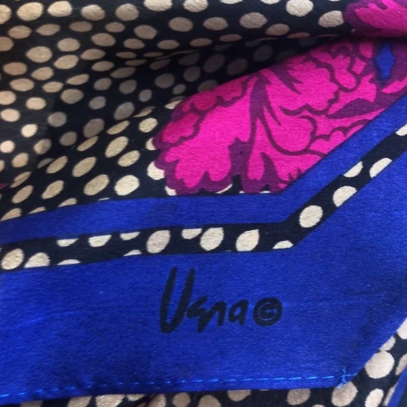 VTG Vera Neumann Elegant Pointed Ends Oblong Scarf. Peonies & Polkadot Design. - Picture 2 of 13